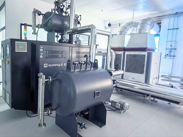 面對高溫需求，超高溫模溫機(jī)如何實現(xiàn)安全運(yùn)行？