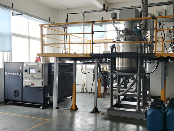 防爆冷熱一體油溫機控溫，保障化工醫(yī)藥生產安全