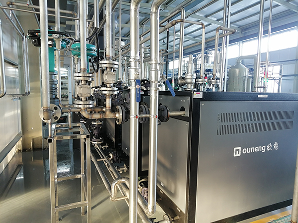 新材料生產(chǎn)真空干燥機模溫機