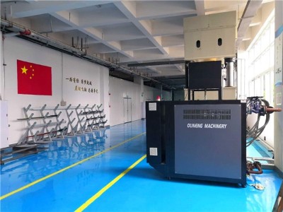 高溫油式模溫機(jī)廠家「歐能機(jī)械」專業(yè)設(shè)計經(jīng)驗(yàn)十幾年