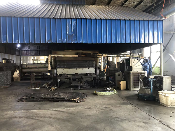 玻璃纖維板熱壓機(jī)控溫電加熱有機(jī)熱載體爐