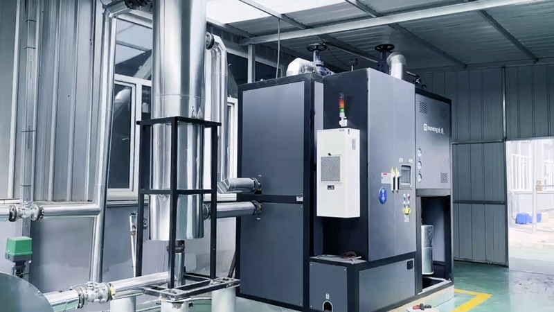 蒸汽鍋爐和電加熱導(dǎo)熱油爐這怎么選?