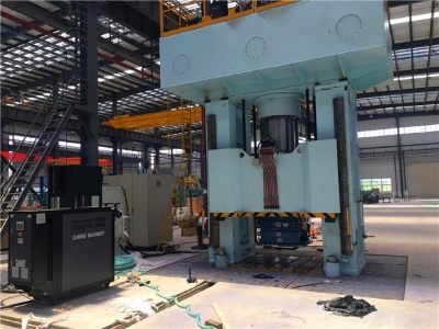 高溫油溫機(jī)在碳纖維成型中控溫作用，問(wèn)「歐能機(jī)械」