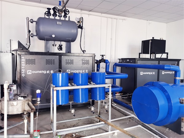 電加熱導(dǎo)熱油爐如何清理雜質(zhì)？