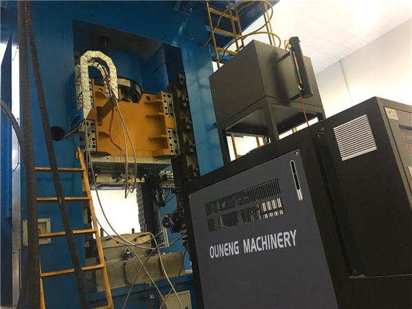 模溫機如何安全穩定的運行