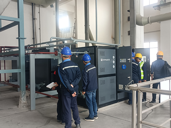 企業(yè)選擇150kw電加熱導(dǎo)熱油爐？3大優(yōu)勢(shì)碾壓傳統(tǒng)鍋爐