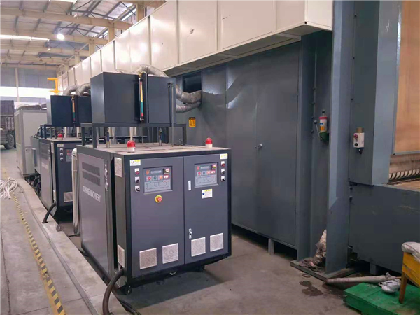 模溫機系統(tǒng)壓力不穩(wěn)或沒有系統(tǒng)壓力時情況分析