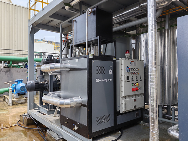 易燃易爆車間如何安全運(yùn)行？防爆型高溫油溫機(jī)給出答案